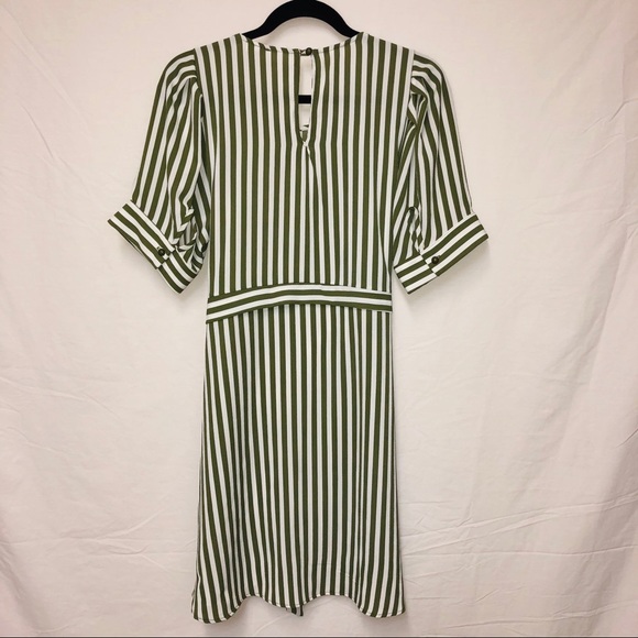 Forever 21 Dress (NWOT) - Picture 2 of 4